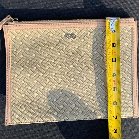 Cole Hann Clutch, New without Tags - Picture 3 of 6